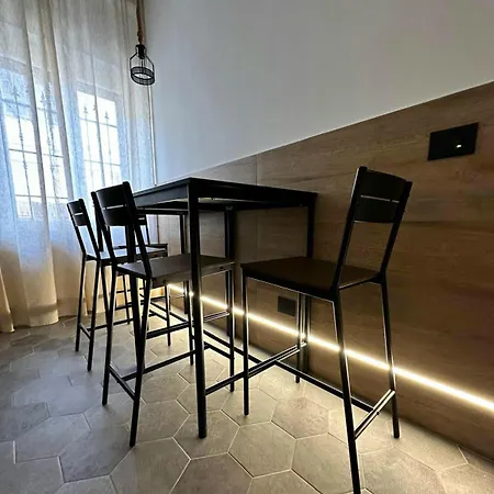 Silvana Naples